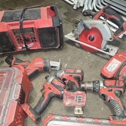 Milwaukee Tools And Packouts All $350 Toda La Herramienta 350
