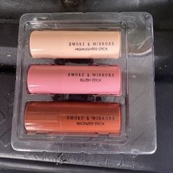 Lot Of Blush Highlighter Bronzer Makeup Set