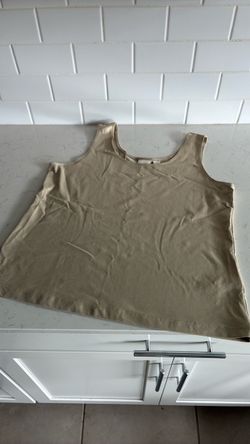 Cute sparkly gold Chico size 2 dressy tank top