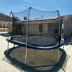 FREE TRAMPOLINE!!!!