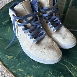 Air Jordan Women’s Size 7 Denim Blue & Beige