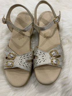 SAS Duo Quarter Strap Sandal Gold Linen L 9N Walking Sandal Narrow Cottage Core