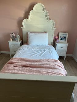 Pottery barn twin size bed