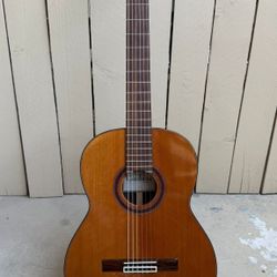 Cordoba C7 electric with Fishman piezo