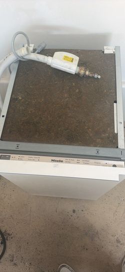 Miel Optima series Poggen Pohl Dishwasher