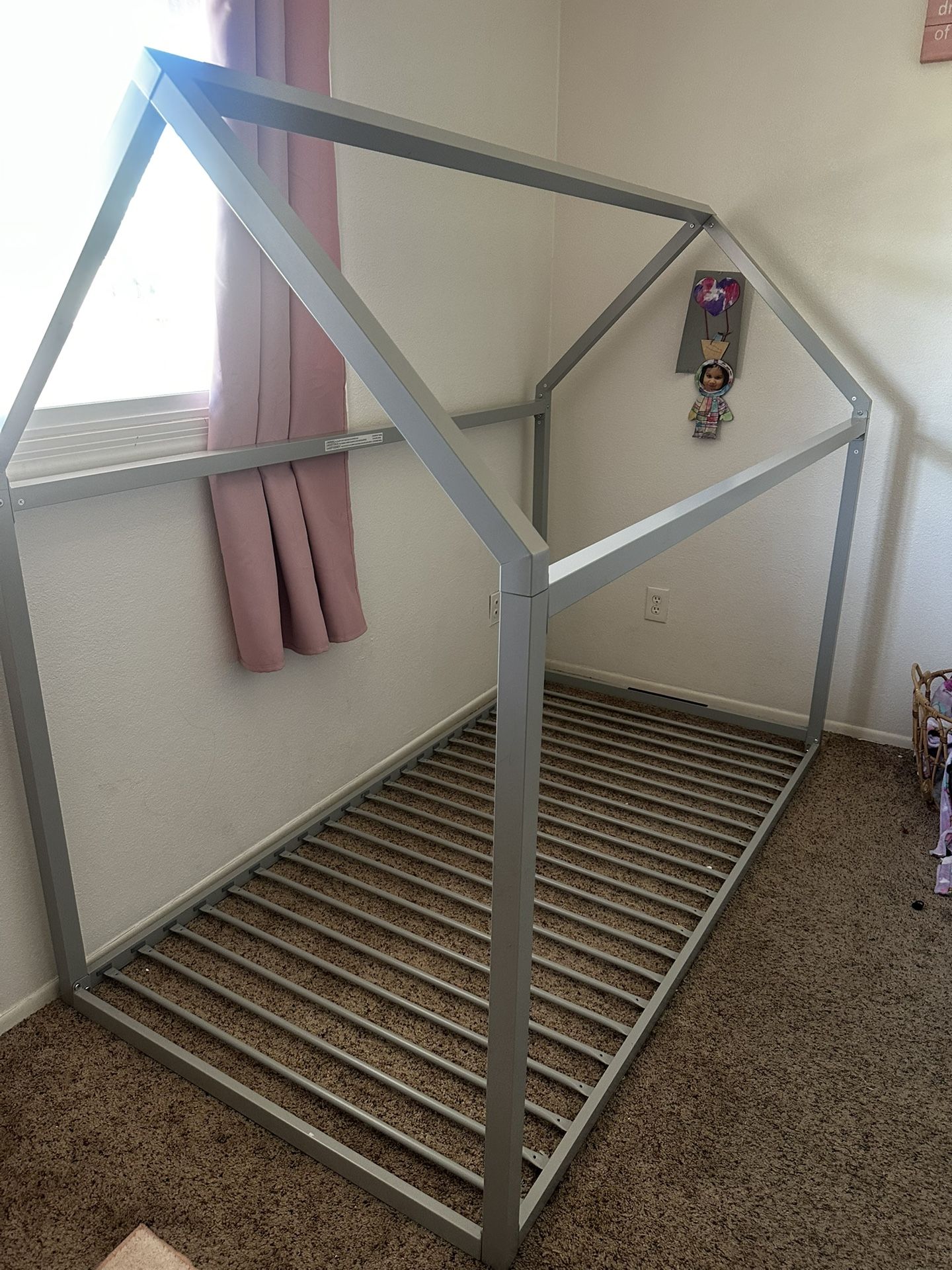 Twin Floor Bed