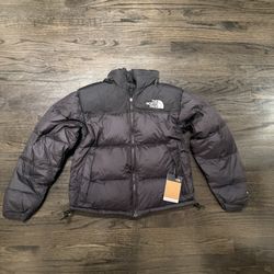 *NEW* NORTH FACE PUFFER COAT 700 RETRO SIZE MEDIUM 100% AUTHENTIC 