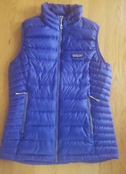 Girls Patagonia down best ca