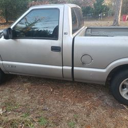 2000 Chevrolet S-10