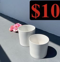 Ceramic White Cylinder Vases, Set Of 2 | Modern Style | Modern Home Decor | Cute & Elegant | LIKE NEW