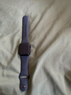 Apple Watch SE (2nd Gen) [GPS 40mm]