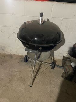 Weber charcoal grill