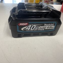 Makita XGT 40v Max 4.0AH Battery 