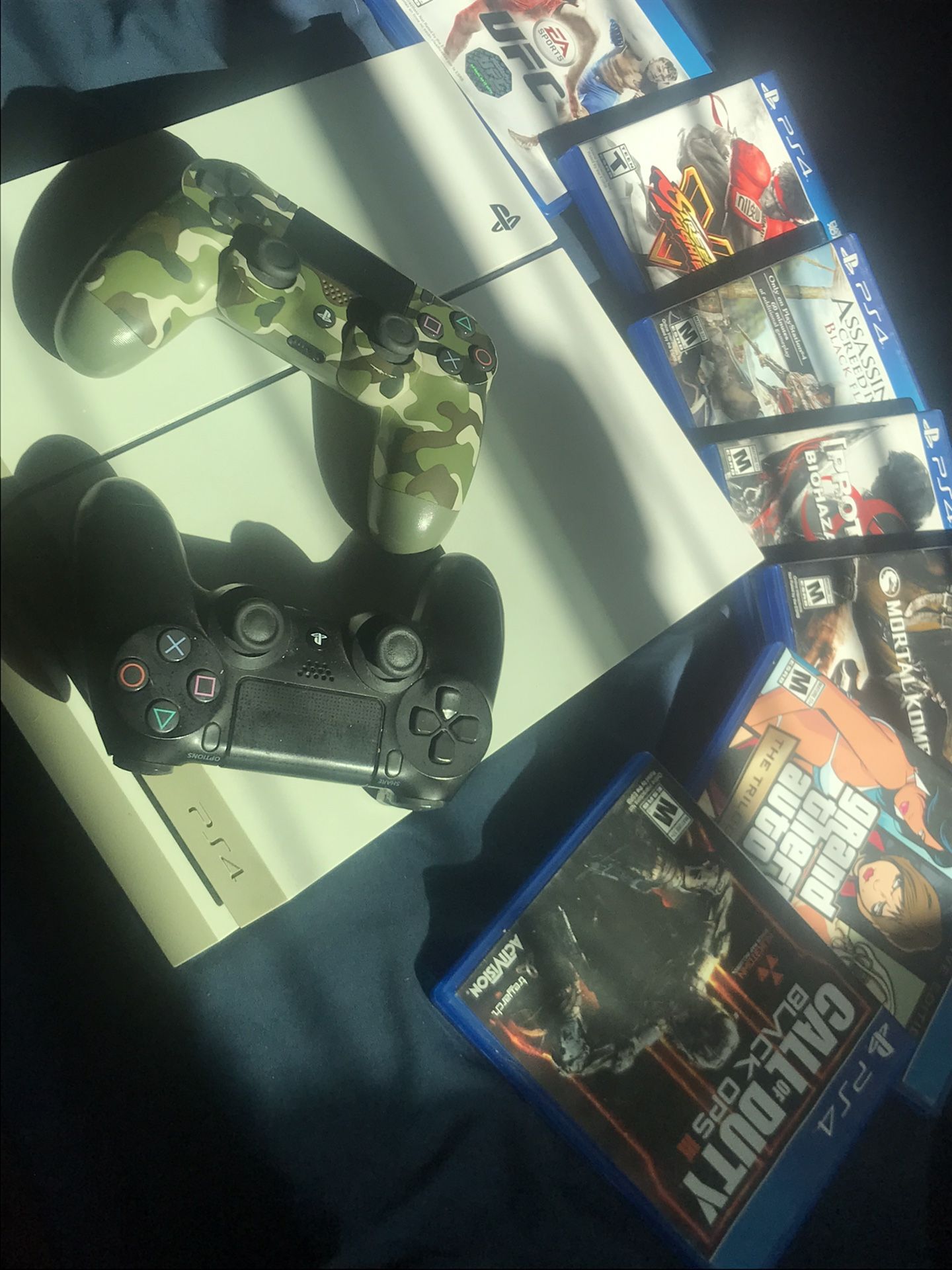 PS4 , Games/ Included 