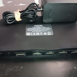 Philips Hue Play HDMI Sync Box 4K (contact info removed)758 w/ Power Cord  (Black)