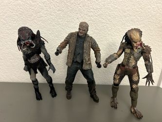 Toy toys figures NECA 3 figure lot