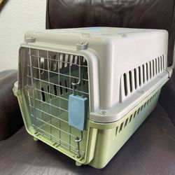 Brand New Pet Kennel 