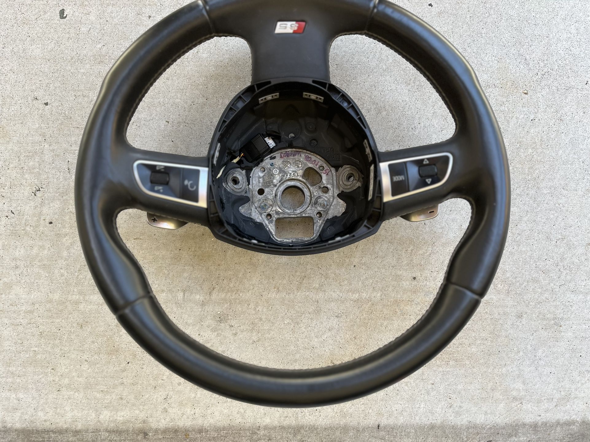Audi S5 B8 S-Line Steering wheel With Paddles And Buttons.
