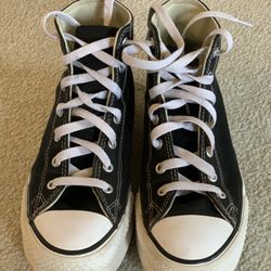 Converse Chuck Taylor All Star Lift Platform - Size 5 Youth