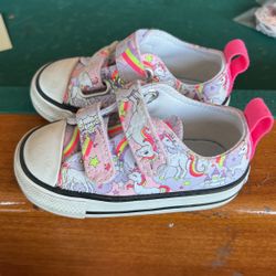 Girls pony Converse Size 5