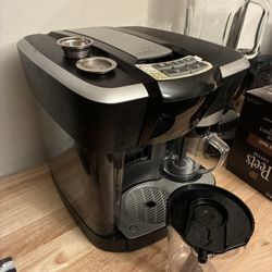 KEURIG Lavazza Espresso Cappuccino Latte Frothing Machine System