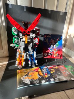LEGO 21311 VOLTRON