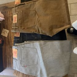 Levi’s 46x30