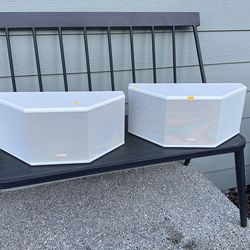 Pair of Klipsch speakers