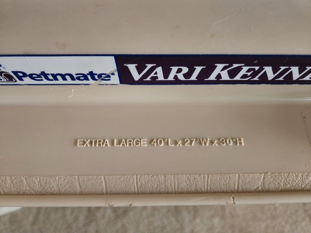 XL Crate/Kennel~Mattress Bed~Blanket~Feeder Stand~Storage Bin~Containers/Canisters + BONUS Collars/Leashes/Toys/Misc.