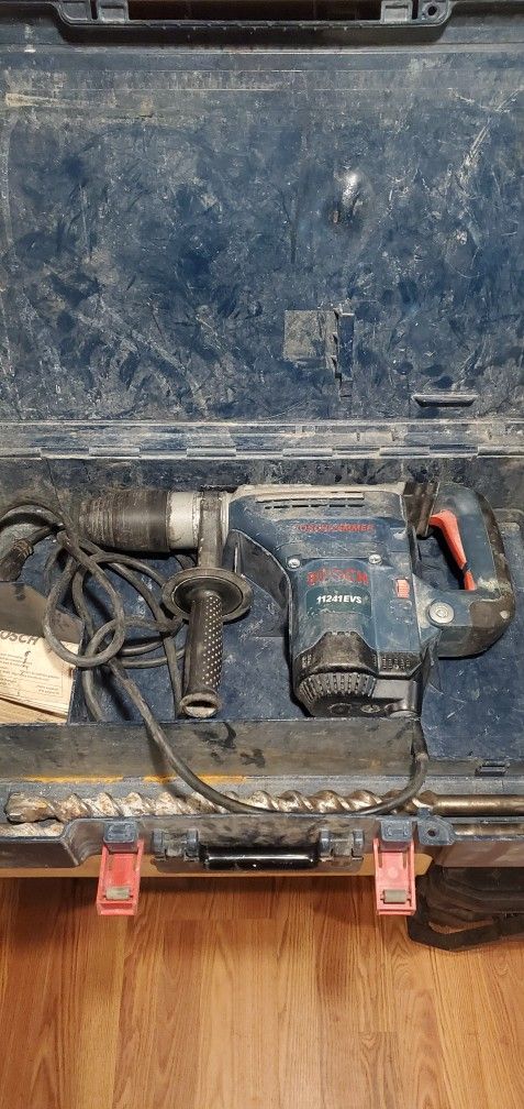 Bosch Roto Hammer 1 5/8 Max SDS