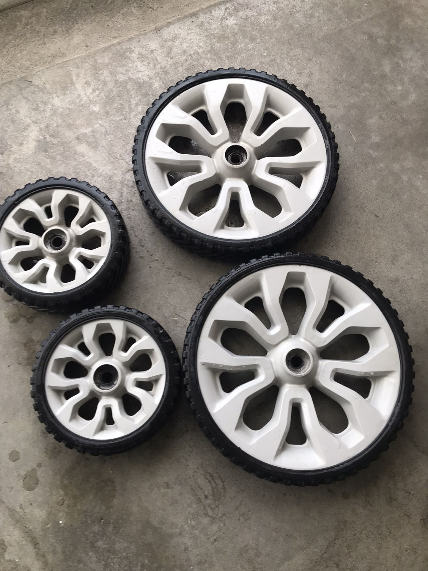 Lawn Mower Wheels And Blade ,