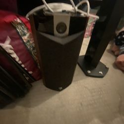 PAIR FOCAL COURSE 800 SPEAKER MONITOR / WITH STANDS 