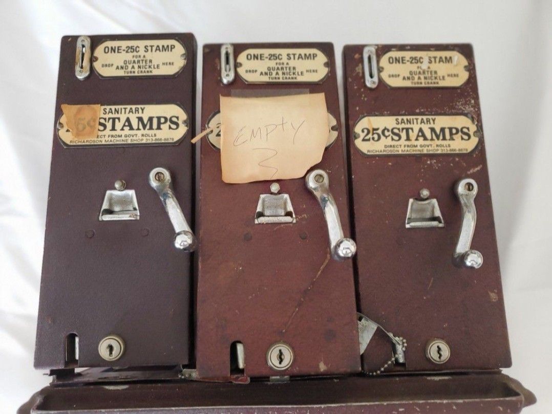VINTAGE ANTIQUE SCHERMACK MODEL 25 COUNTERTOP POSTAGE STAMP VENDING MACHINE