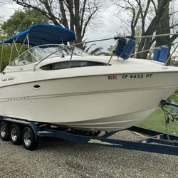 2001 Bayliner cruiser 28 Ft Inboard/outbiard