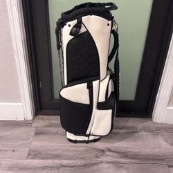 Vessel X Legacy golf bag brand new 