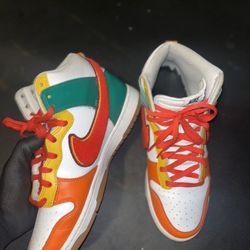 Nike Dunks High