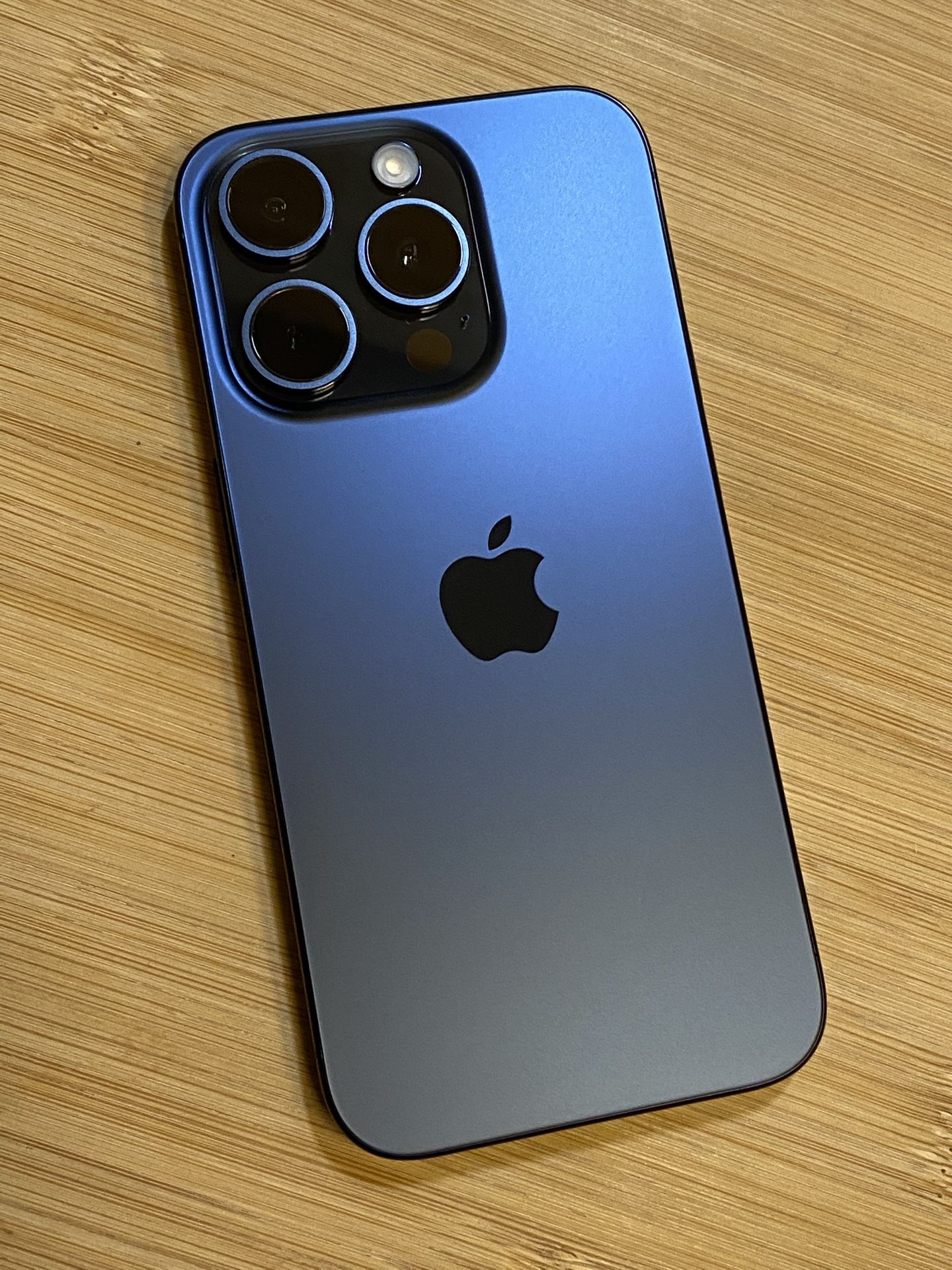 iPhone 15 Pro Fully Unlocked