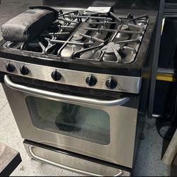 GE stove