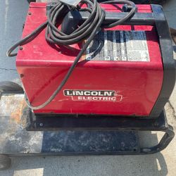 Home / Welding Equipment / MIG Welding Equipment / Lincoln Electric Weld Pak 180 Hd Red/Black