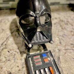 Star Wars Darth Vader Electronic Voice Changing Helmet 2004 Hasbro LucasFilm