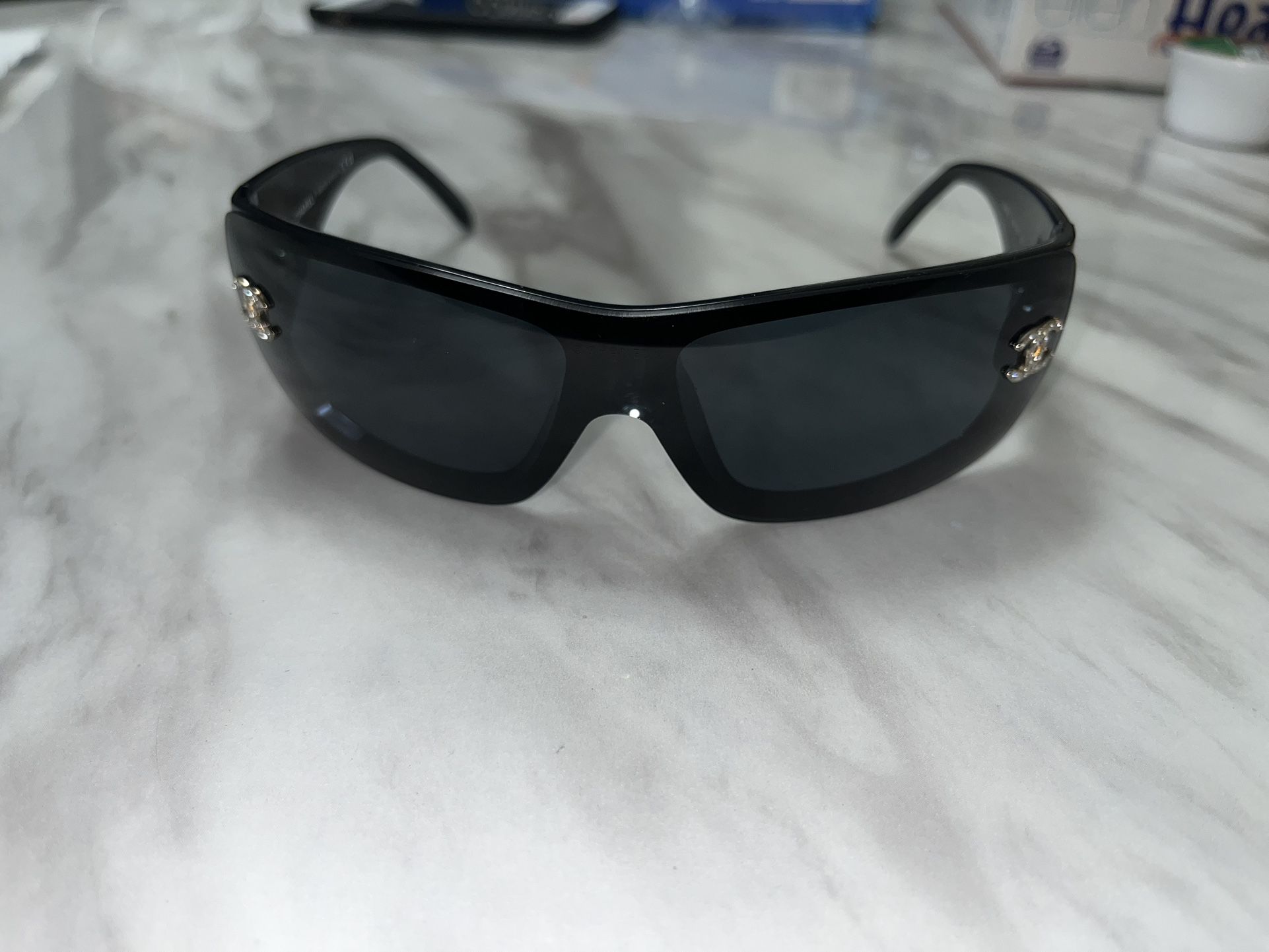 CHANEL Black Frame And Swarovski Crystals CC Sunglasses -5088-B