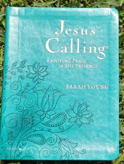 JESUS CALLING, EASY TO READ COMFORT PRINT, NEW, SEE 2 PICS