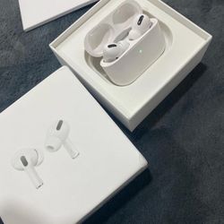 I’m Selling Air Pods To  Help My mother Out I’m selling air pods and AirPods Pro 