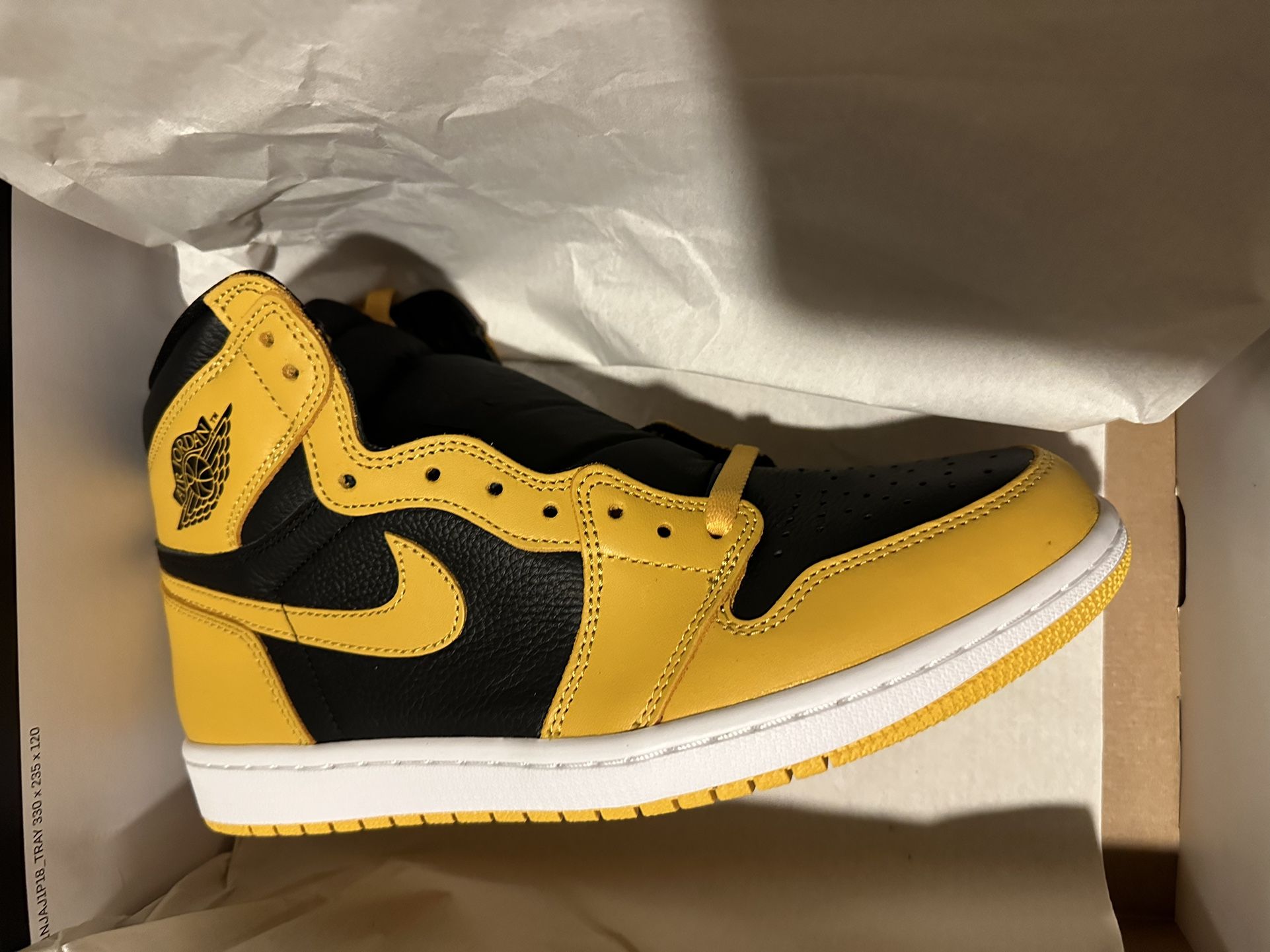 Yellow Bumblebee Air Jordan ??? Nike Air Jordan Mid Bumble Bee