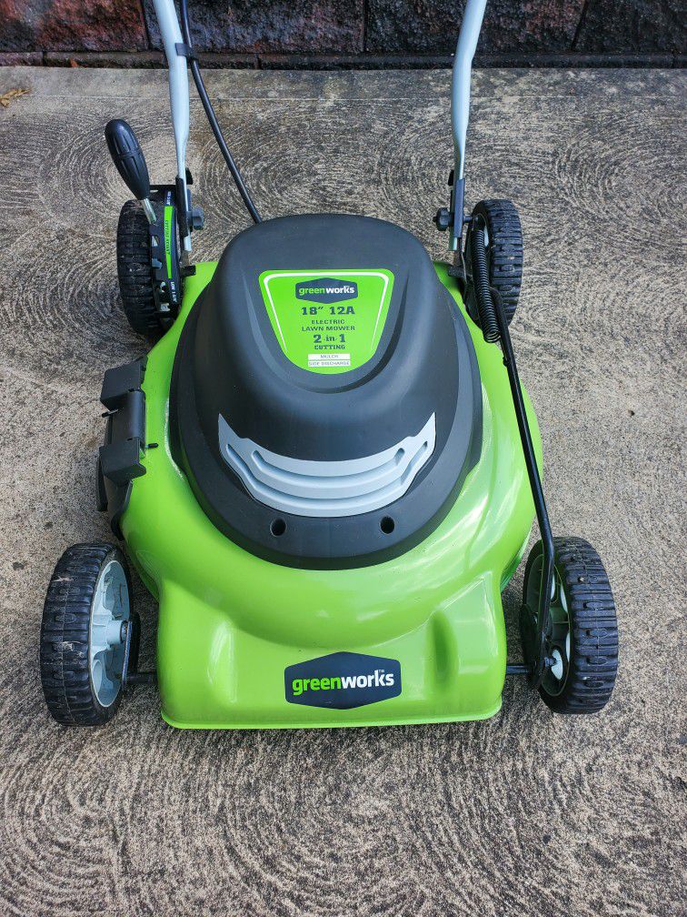 GREEN WORKS 18 INCH 12 AMP ELECTRIC CORDED MOWER MULCH OR SIDE DISCHARGE LIKE NEW CONDITION VERY LIGHTWEIGHT EASY TO USE 