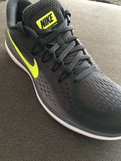 Nike shoes new size 8.5