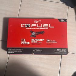 Milwaukee M18 Rapidstop Grinder