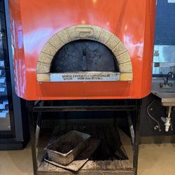 WOOD OVEN
