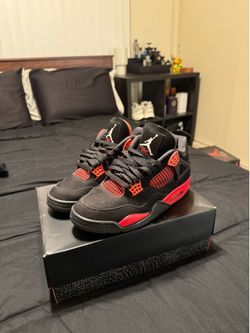 Jordan 4 Red Thunder Size 10