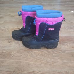 Girls Size 4 Snow Boots
